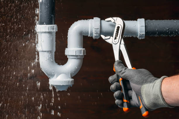 Professional Leak Detection technician working in West Kingston, RI